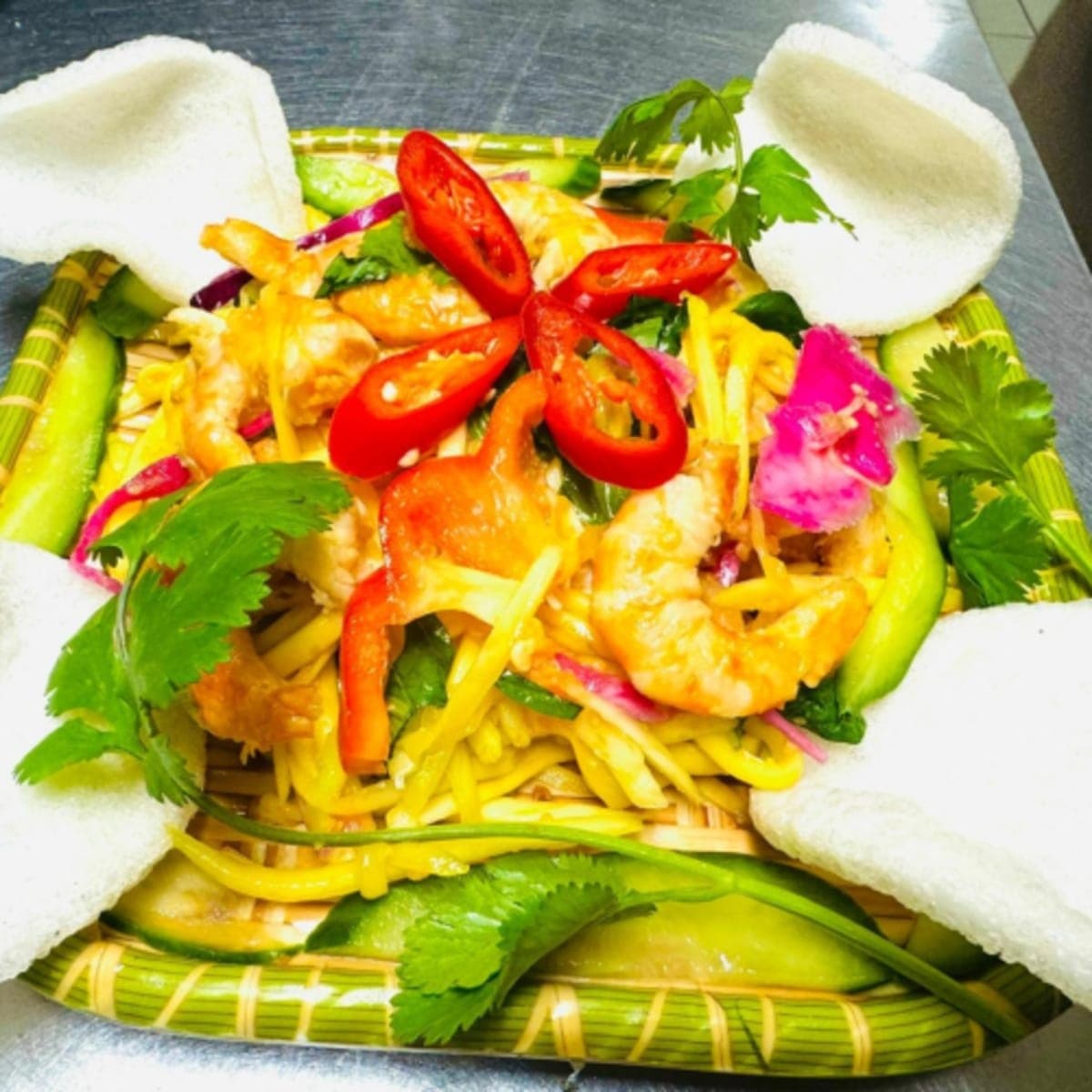 Salad xoài tôm