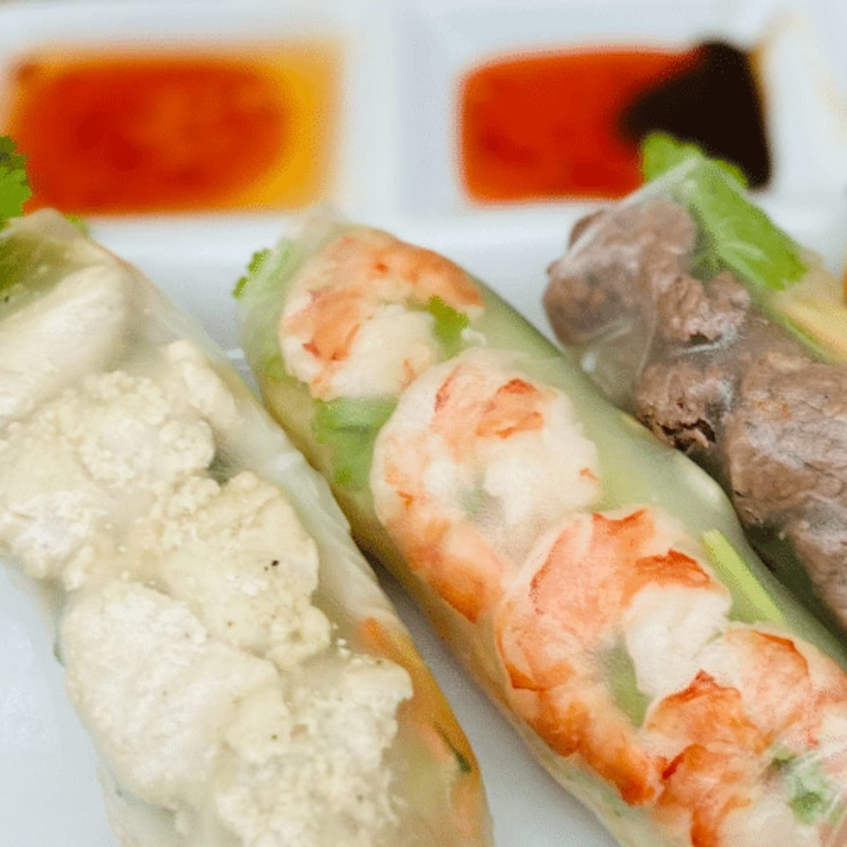 Gỏi cuốn gà